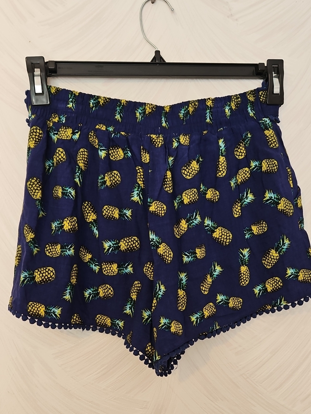 Pop-Art Pineapple Women’s Shorts - Picture 6 of 6